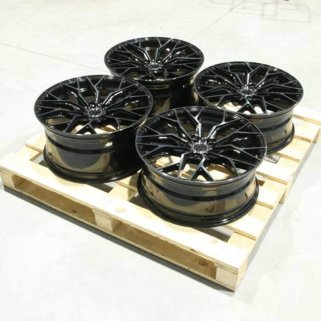 Set of CVR1 19x8 ET25 + 19x9 ET40 5x112 Double Tinted Black