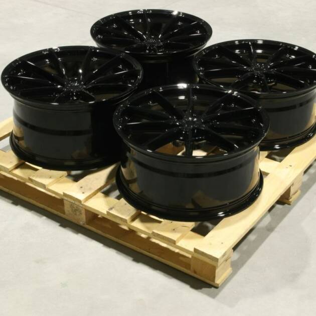 Set of JR37 20x9 ET20 + 20x10 ET35 5x114,3 Gloss Black