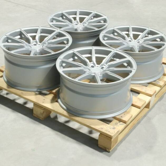 Set of CVR4 20x9,5 ET22 + 20x10,5 ET35 5x120 Matt Silver