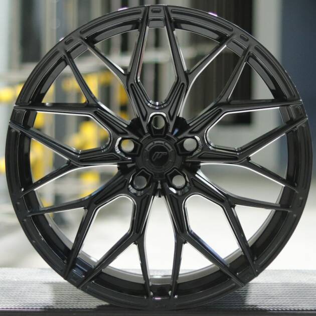 JR Wheels JR46 20x10,5 Gloss Black