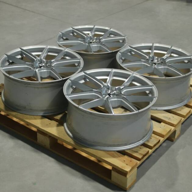 Set of JR30 20x8,5 ET35 5x115 Silver Machined Face